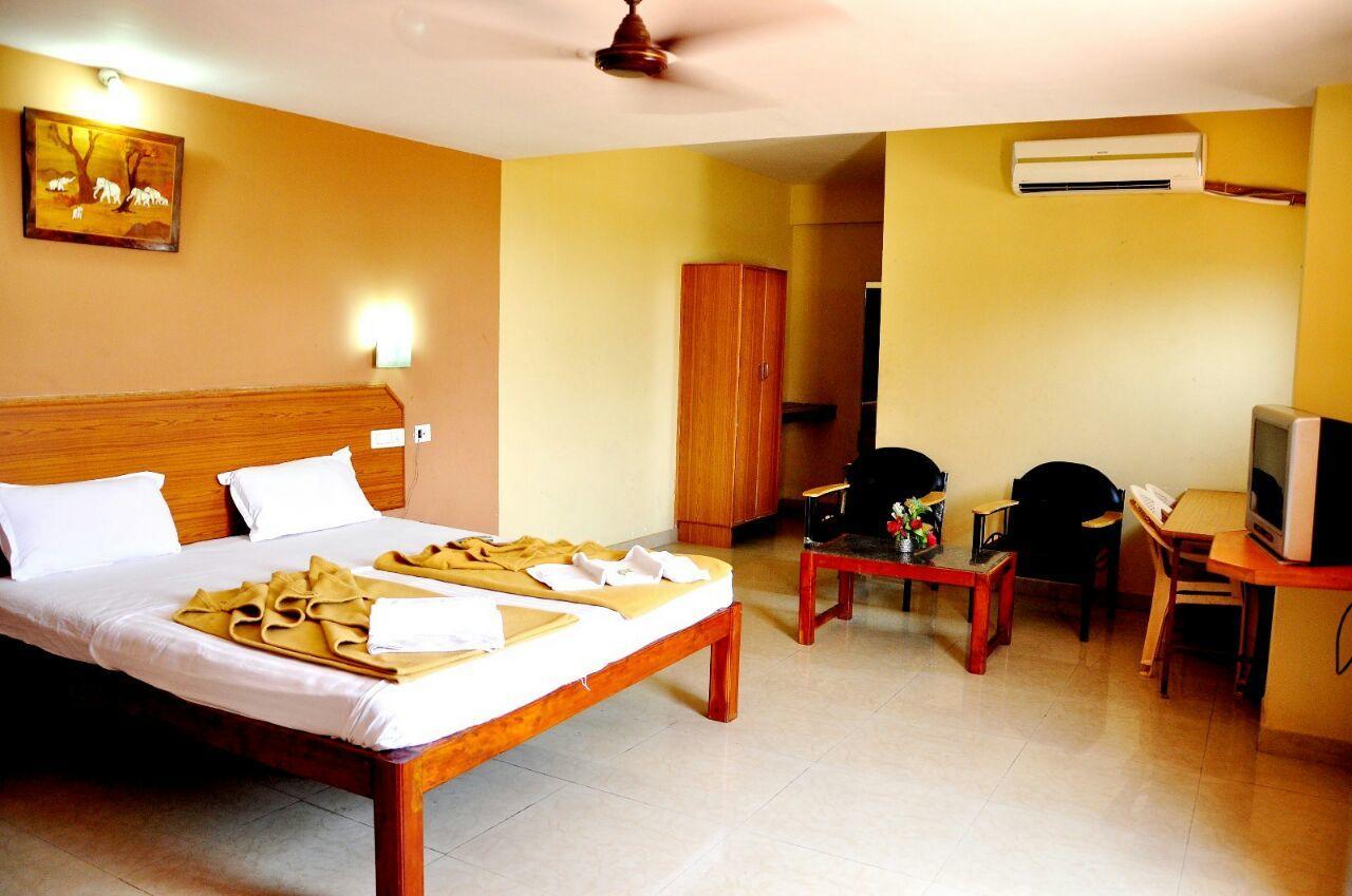 Sreeya Comforts Mysore Bagian luar foto